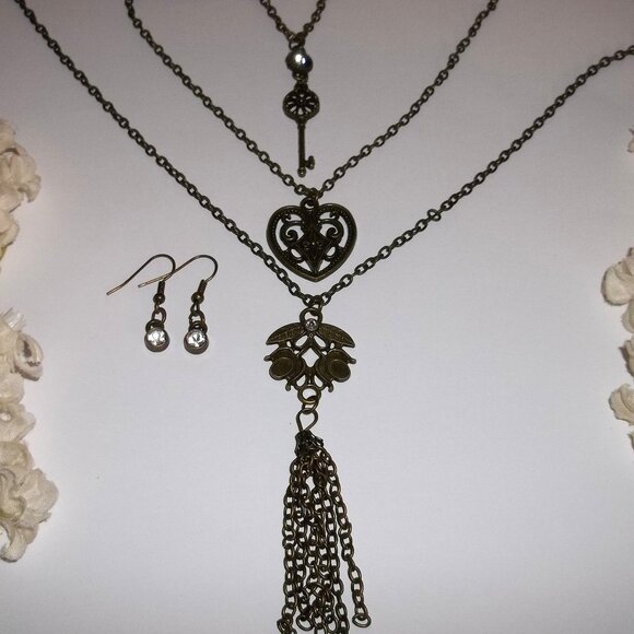 Bronze White Rhinestone Triple Layered Necklace Earring Key Heart Flower D186 - Picture 1 of 7